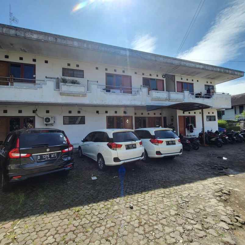 dijual rumah jl tubagus ismail bandung