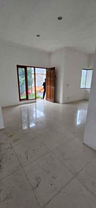 dijual rumah kalimulya cilodong depok