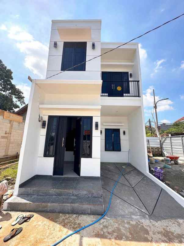 dijual rumah kalisari