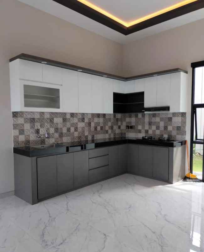 dijual rumah kaliurang km 8