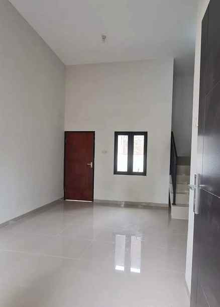 dijual rumah karah agung