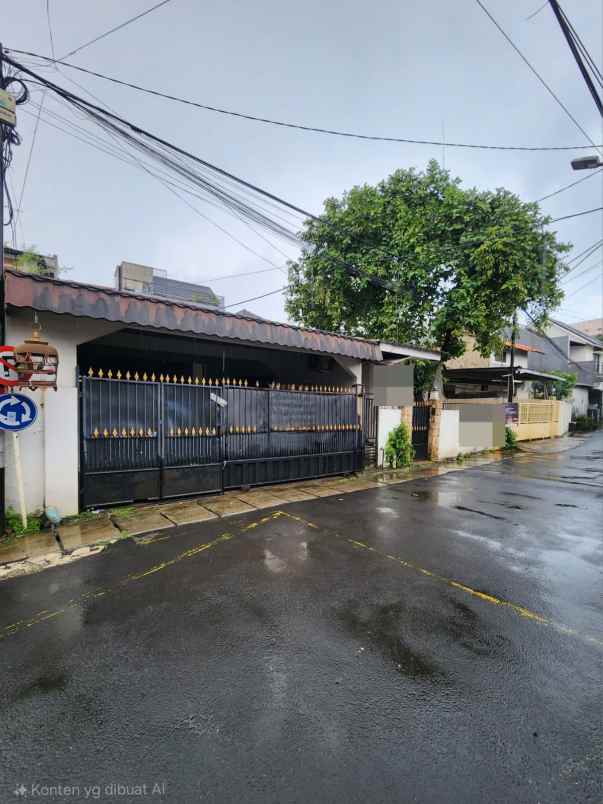 dijual rumah kebayoran baru