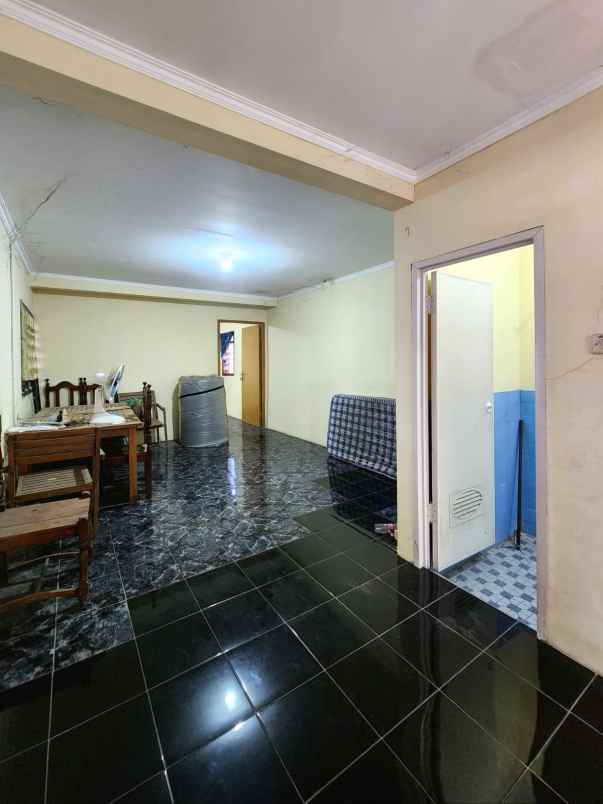 dijual rumah kebayoran baru