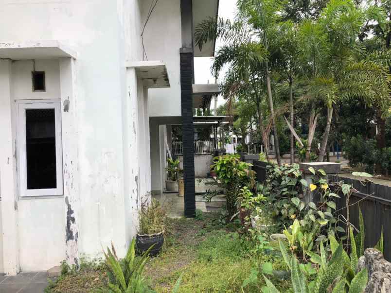 dijual rumah kec buah batu