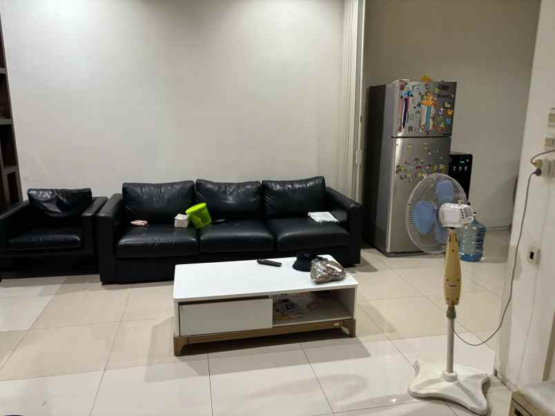 dijual rumah kelapa nias kelapa gading