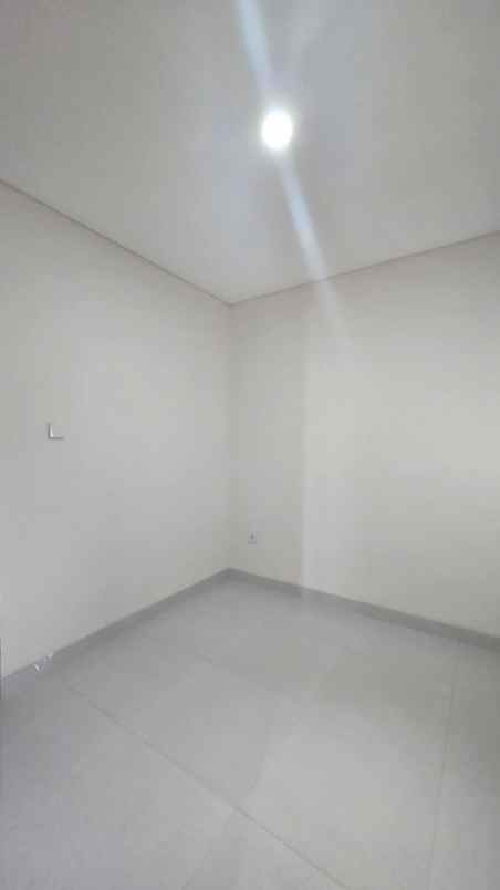 dijual rumah kelapa nias kelapa gading