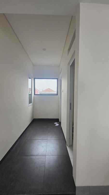 dijual rumah kelapa nias kelapa gading