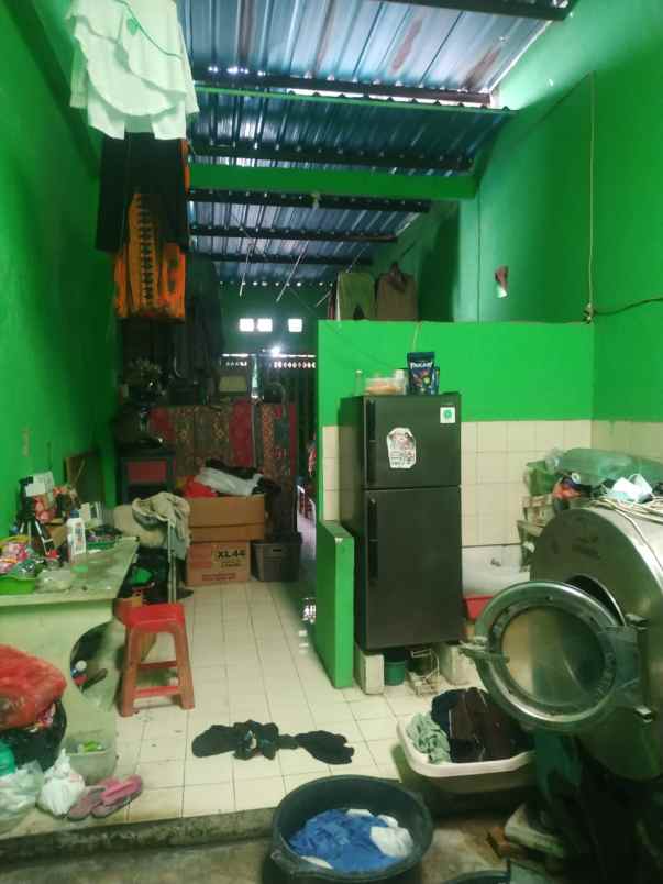 dijual rumah kemlaten