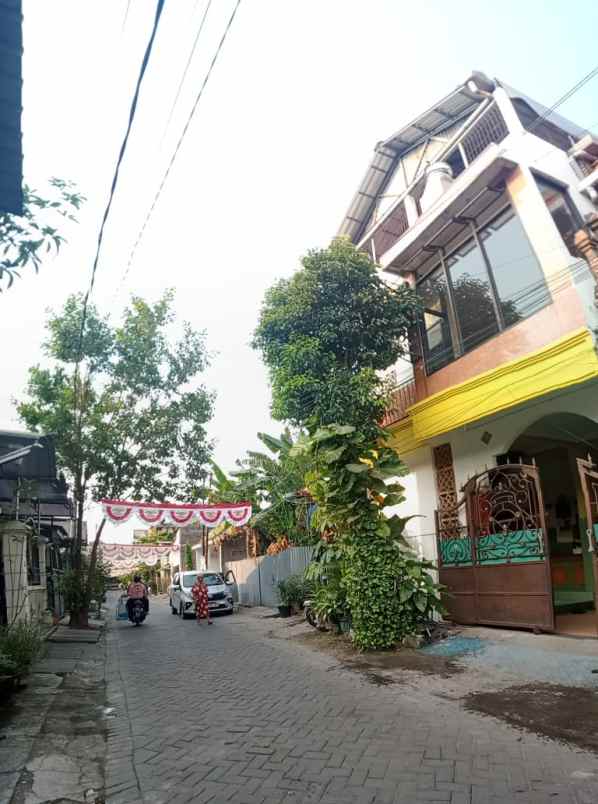 dijual rumah kemlaten