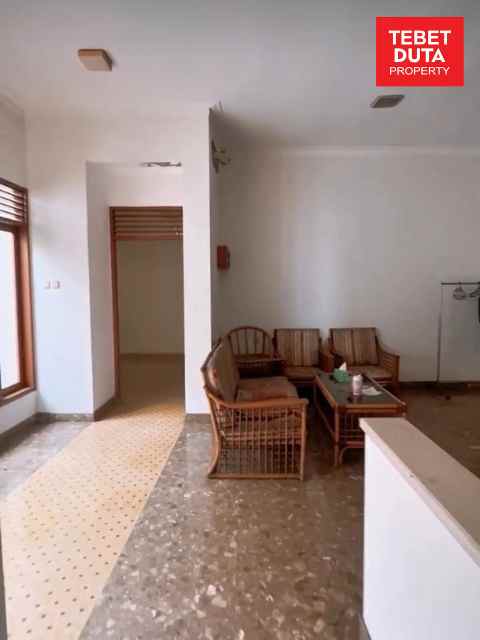 dijual rumah kenayoran baru