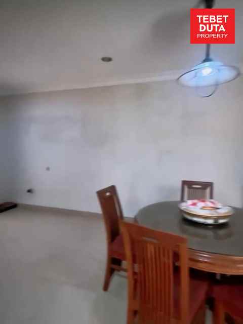 dijual rumah kenayoran baru