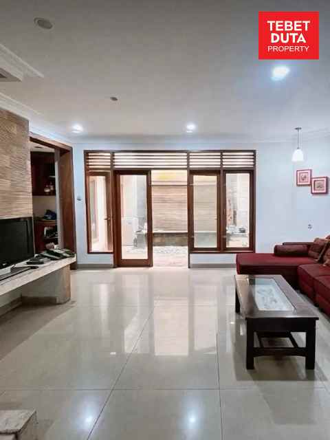 dijual rumah kenayoran baru