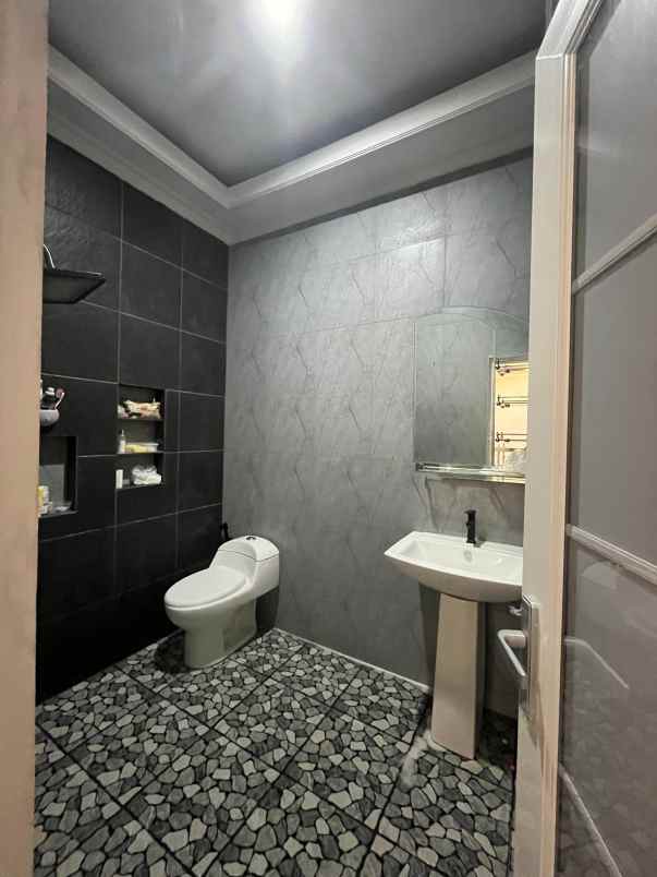 dijual rumah kepuharjo karangploso malang