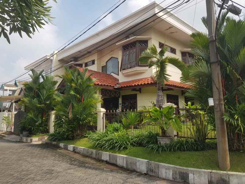dijual rumah klampis semolo barat