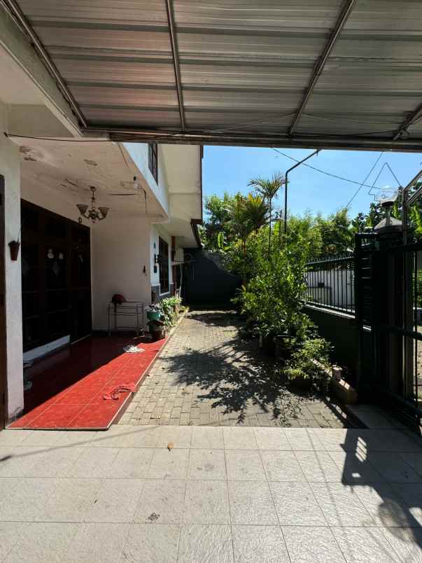 dijual rumah klampis semolo timur