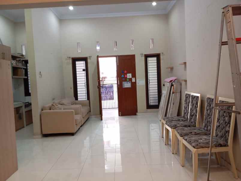 dijual rumah komp beacukai sukapura