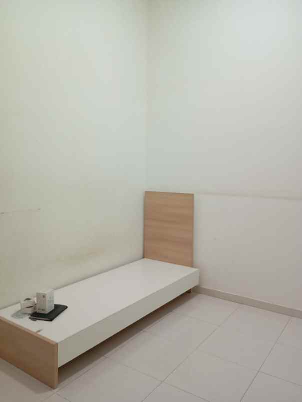 dijual rumah komp beacukai sukapura