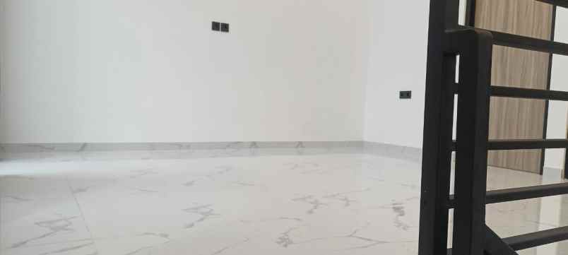 dijual rumah komplek bandung inten