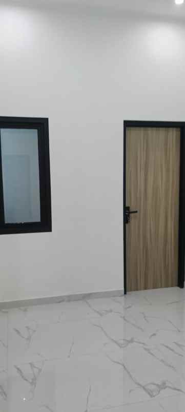 dijual rumah komplek bandung inten