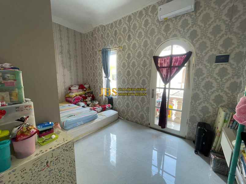 dijual rumah komplek cemara asri jalan