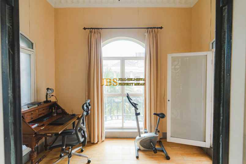 dijual rumah komplek cemara asri jalan