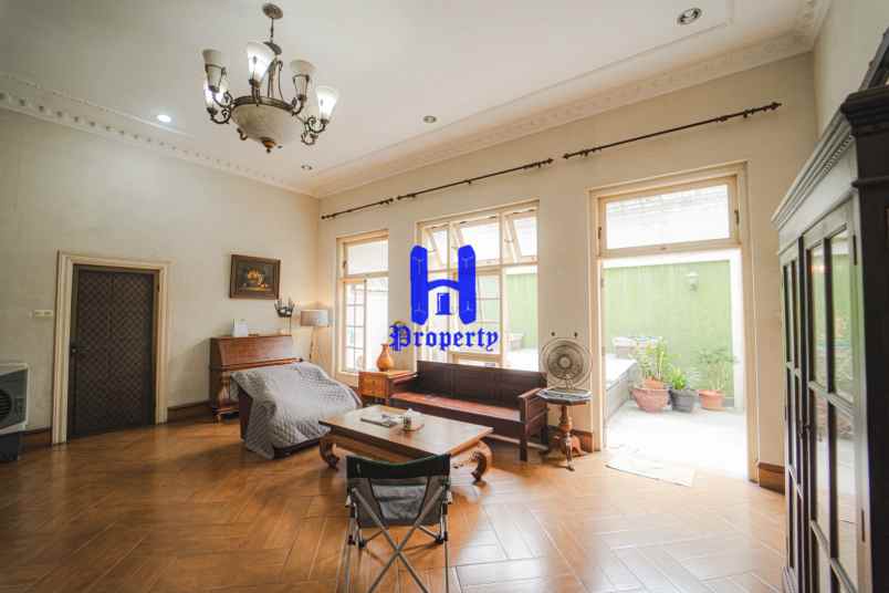 dijual rumah komplek cemara asri jalan