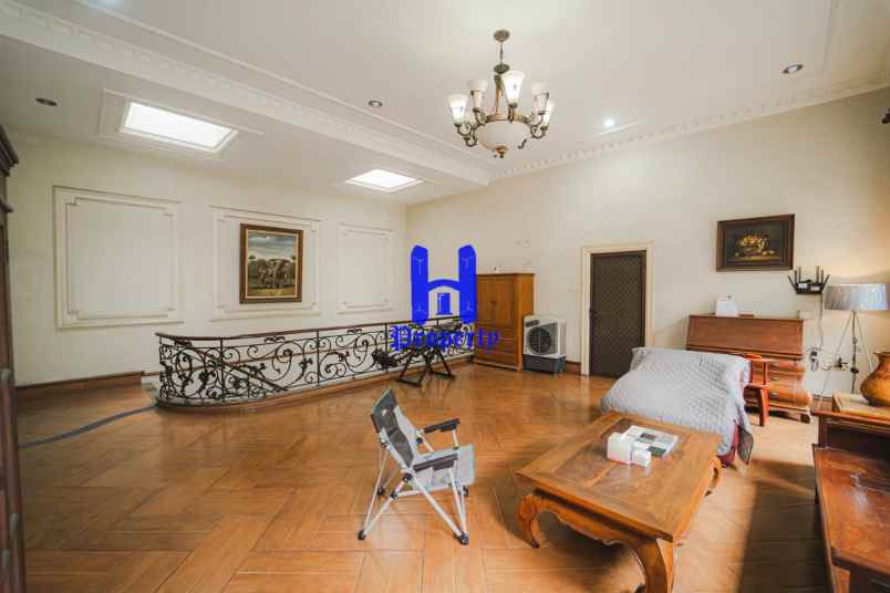 dijual rumah komplek cemara asri jalan