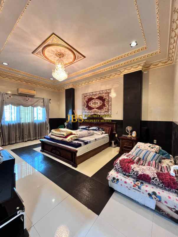 dijual rumah komplek cemara asri jalan