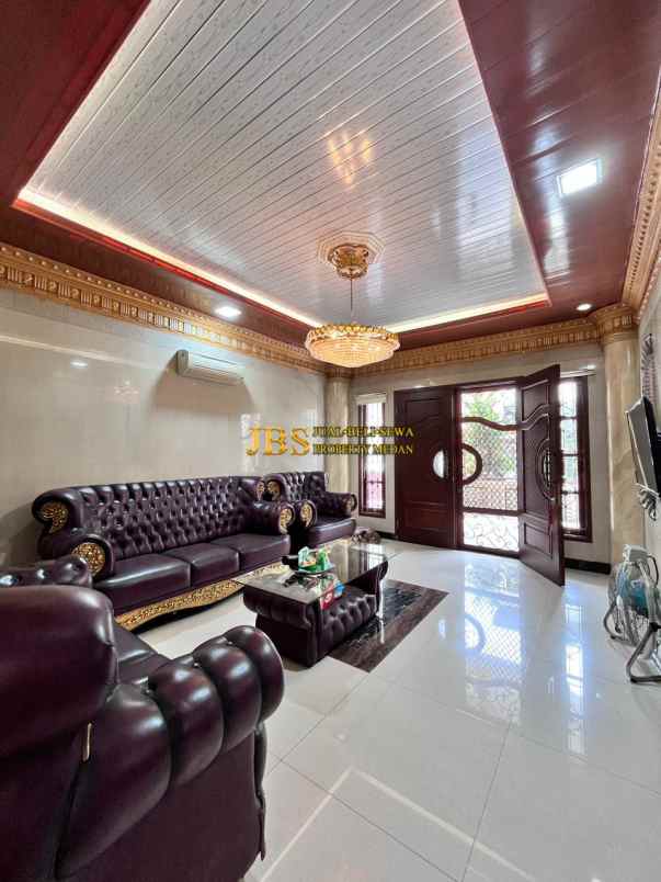 dijual rumah komplek cemara asri jalan