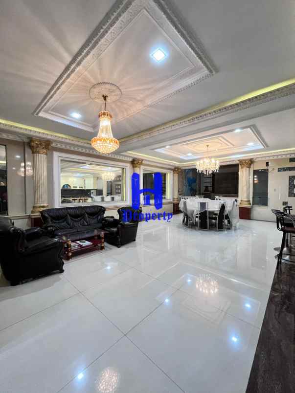 dijual rumah komplek cemara asri jalan