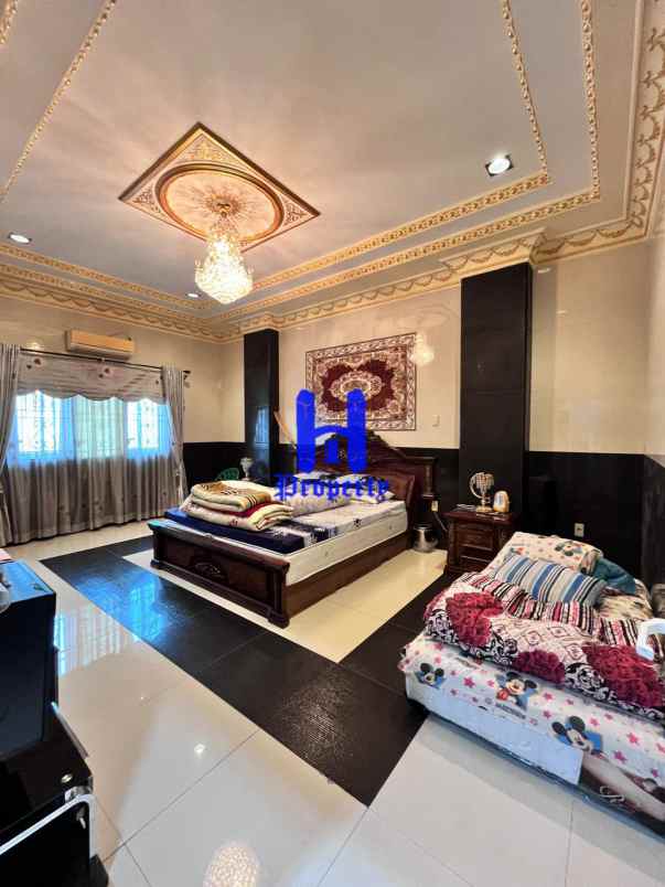 dijual rumah komplek cemara asri jalan