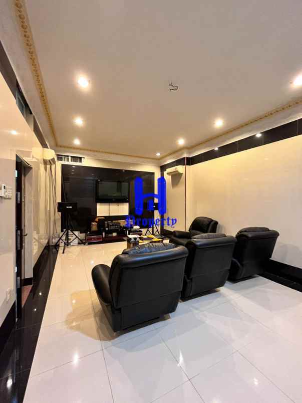 dijual rumah komplek cemara asri jalan