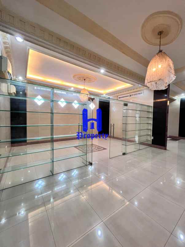 dijual rumah komplek cemara asri jalan