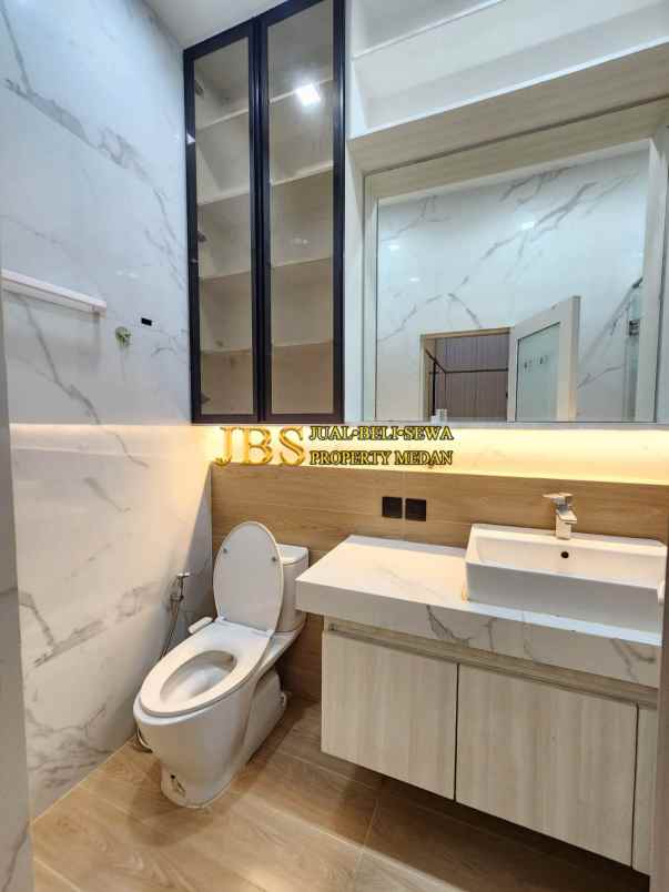 dijual rumah komplek cemara asri jalan