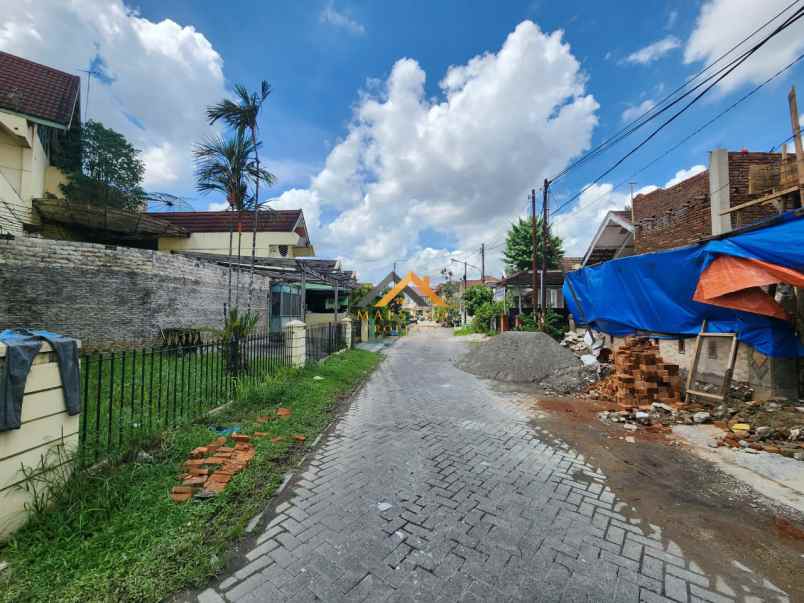 dijual rumah komplek citra wisata