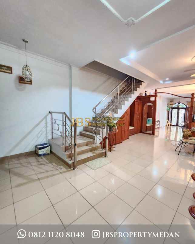 dijual rumah komplek griya riatur jalan
