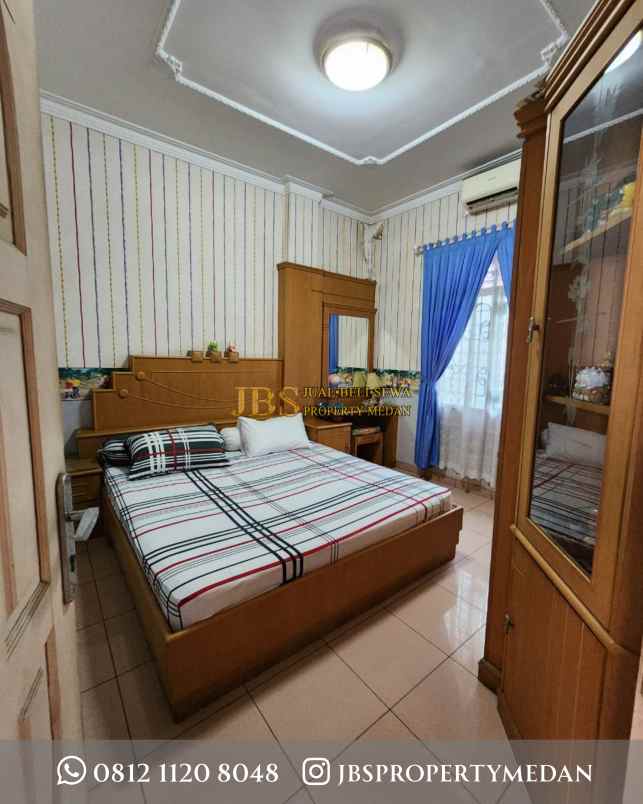 dijual rumah komplek griya riatur jalan