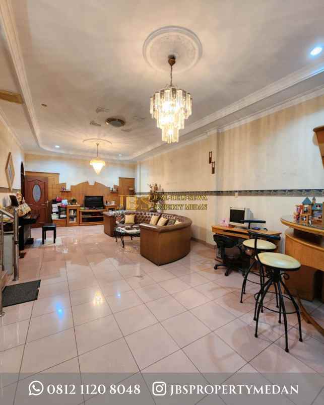 dijual rumah komplek griya riatur jalan