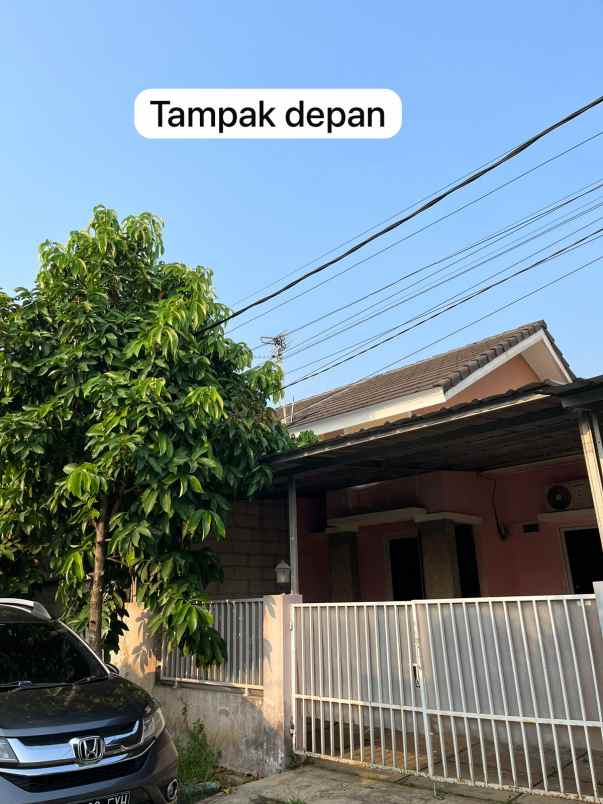 dijual rumah komplek perumahan grand