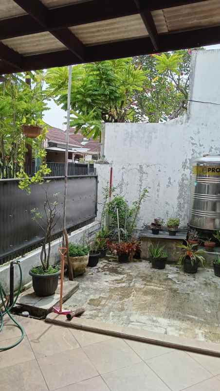 dijual rumah komplek ptb kimia farma