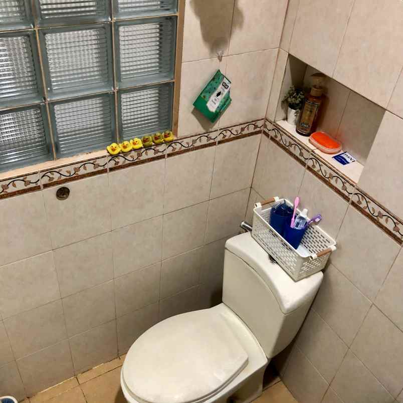 dijual rumah komplek ptb kimia farma