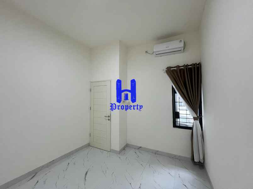 dijual rumah komplek ringroad ville