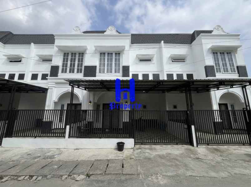 dijual rumah komplek ringroad ville
