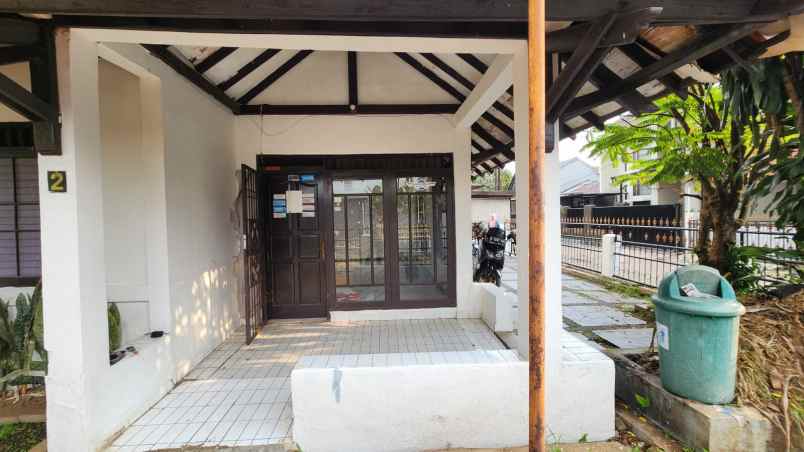 dijual rumah komplek turangga buahbatu