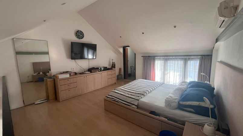 dijual rumah kompleks sekneg kebayoran lama