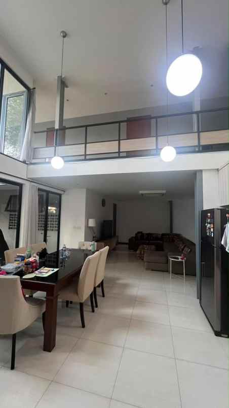 dijual rumah kompleks sekneg kebayoran lama