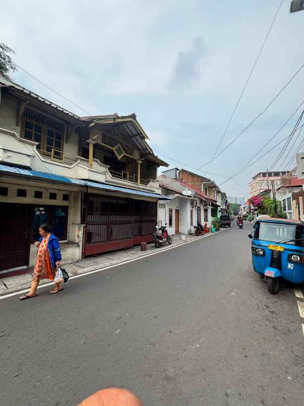 dijual rumah kramat senen