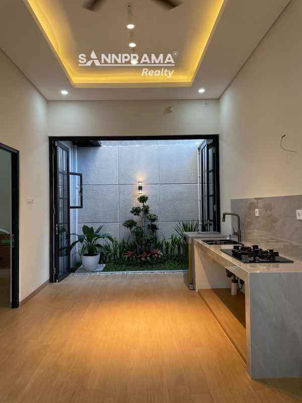 dijual rumah kukusan