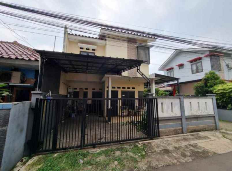 dijual rumah kukusan beji depok
