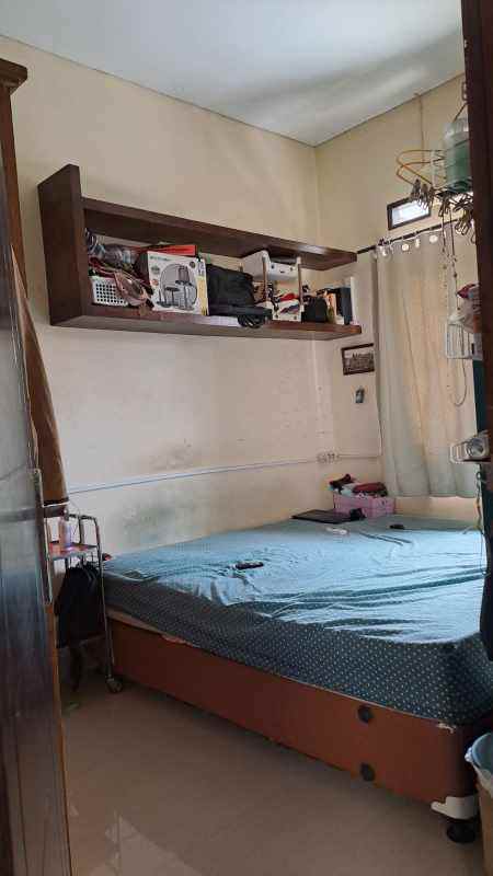 dijual rumah kukusan beji depok jawa barat